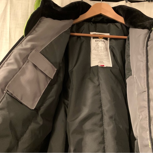 Epik EV250J comfort jacket - Picture 6 of 12